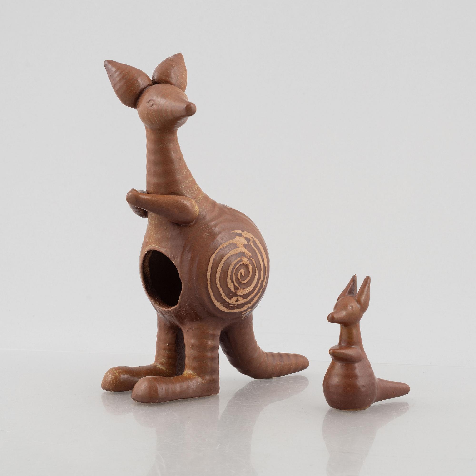 Lisa Larson, a stoneware figurine in two parts, 'Känguru', Gustavsberg, in production 1966-1979.