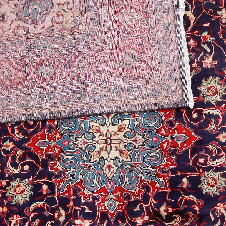 MATTA, Sarouk, ca 378 x 293 cm.