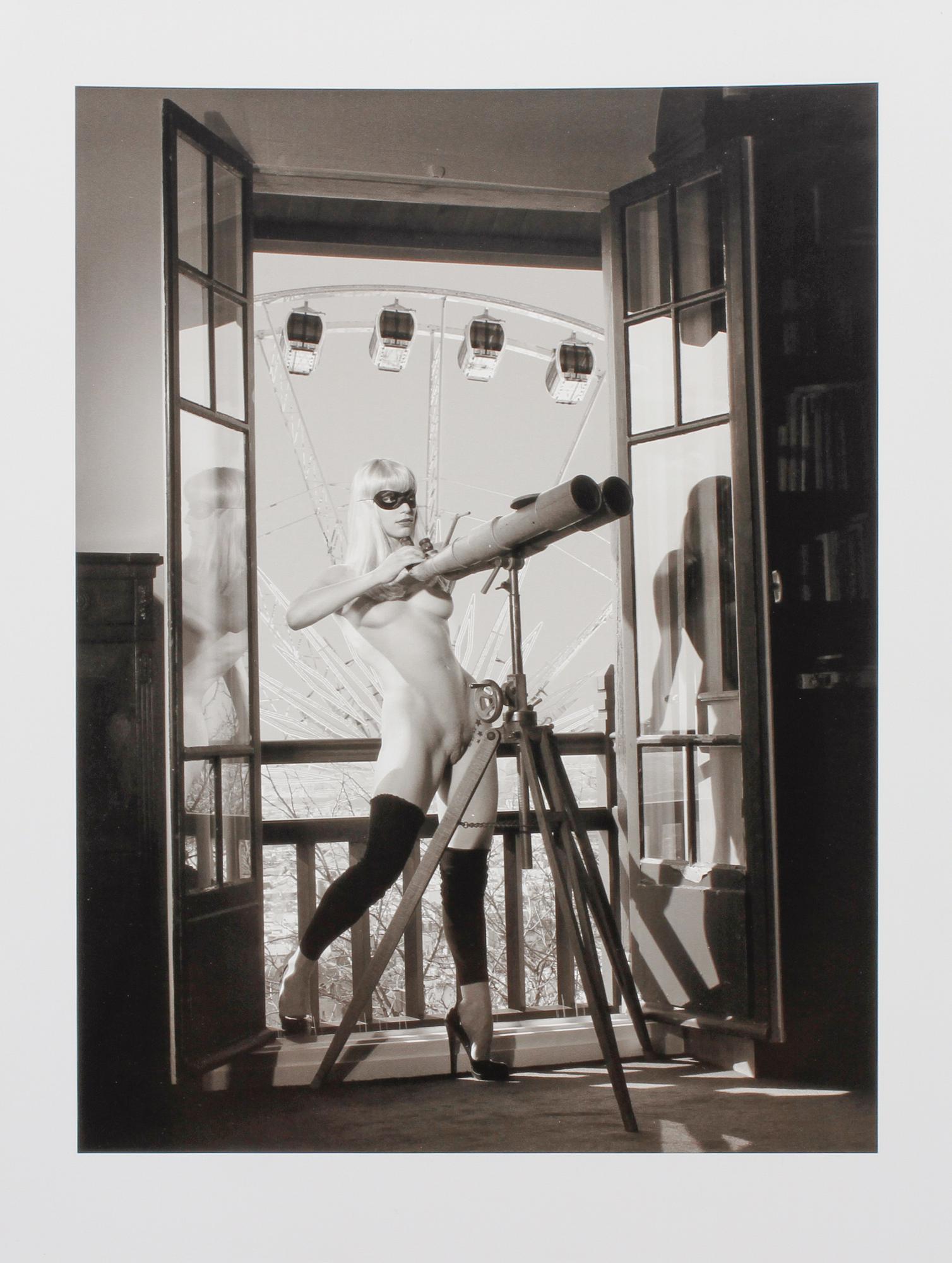 AUTOGRAFBILD, signerad Bettina Rheims à tergo, 2000-tal.