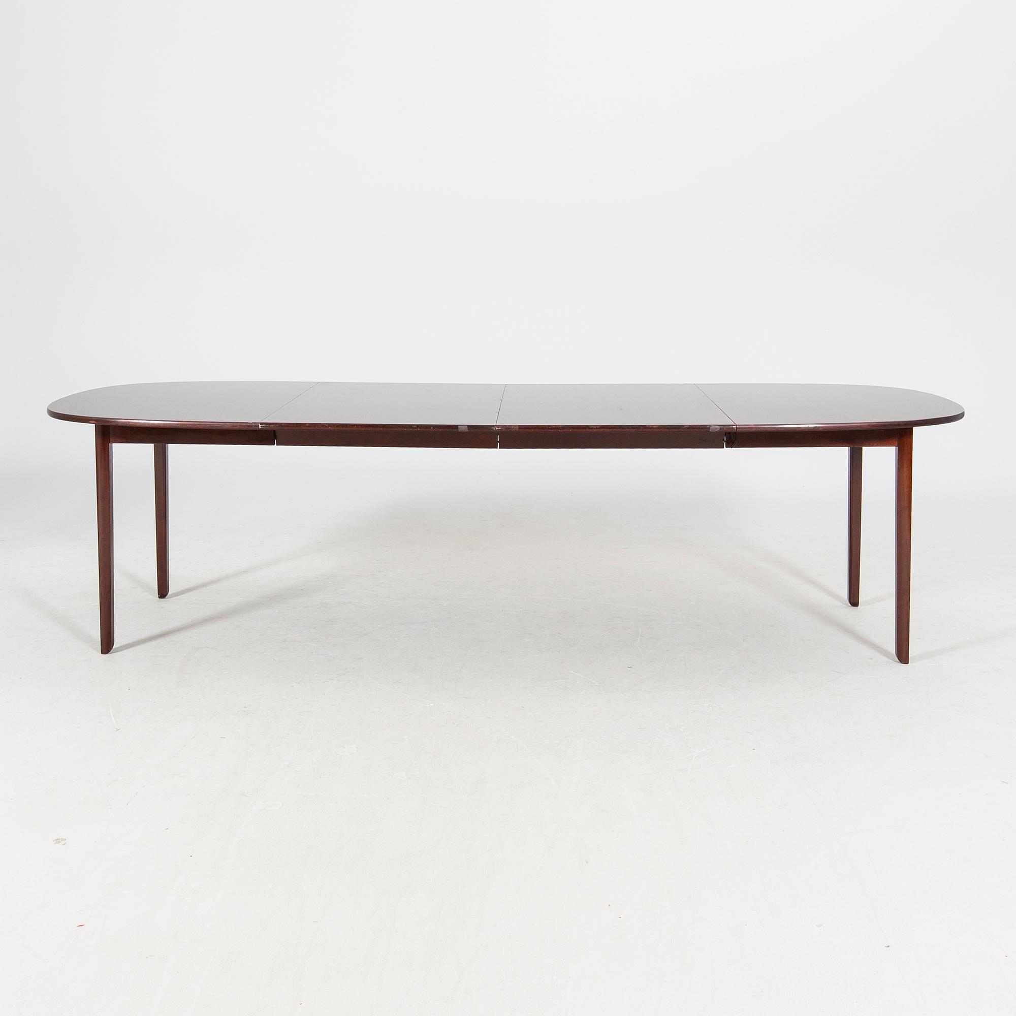 Ole Wanscher, matbord "Rungstedlund" för  P Jeppesen Danmark 1960-tal.