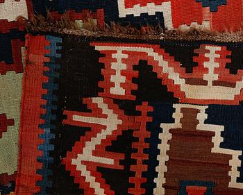 MATTA, kelim, old, ca 384 x 178 cm.