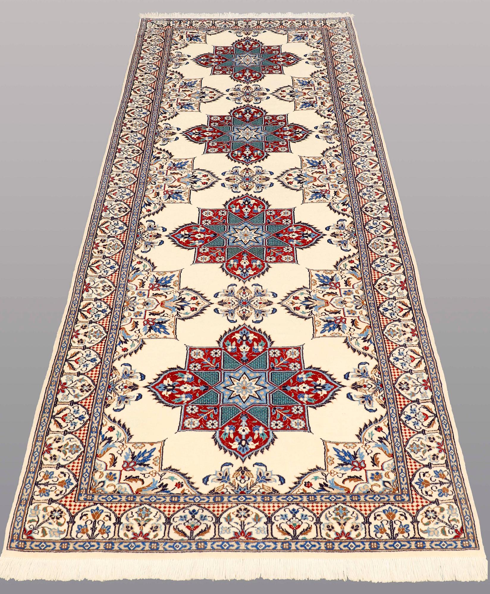 A RUNNER, Nain part silk , so called 9LAA, 300 x 99 cm.