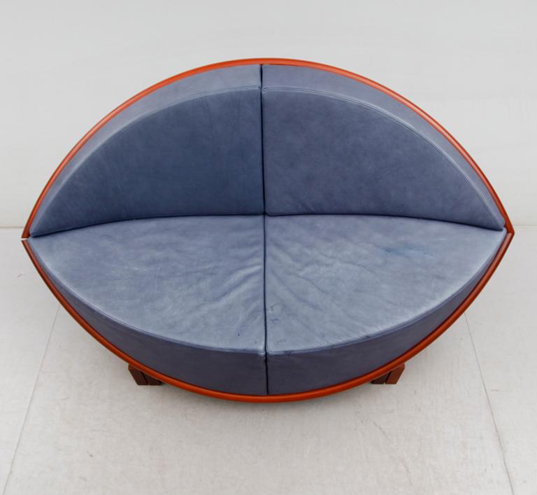 SOFFA, "Keflavik", Sigurdur Gustafsson, Källemo AB, 2000-tal, signerad o numrerad 11/99.