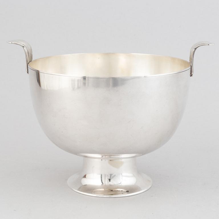 Karl Wojtech, a silver plated bowl, circa 1925.