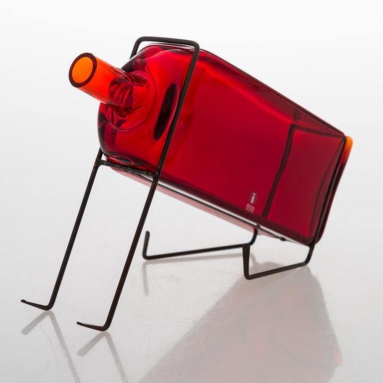 Markku Salo, Lasiveistos, "Helposti punastuva", signeerattu M. Salo Nuutajärvi.