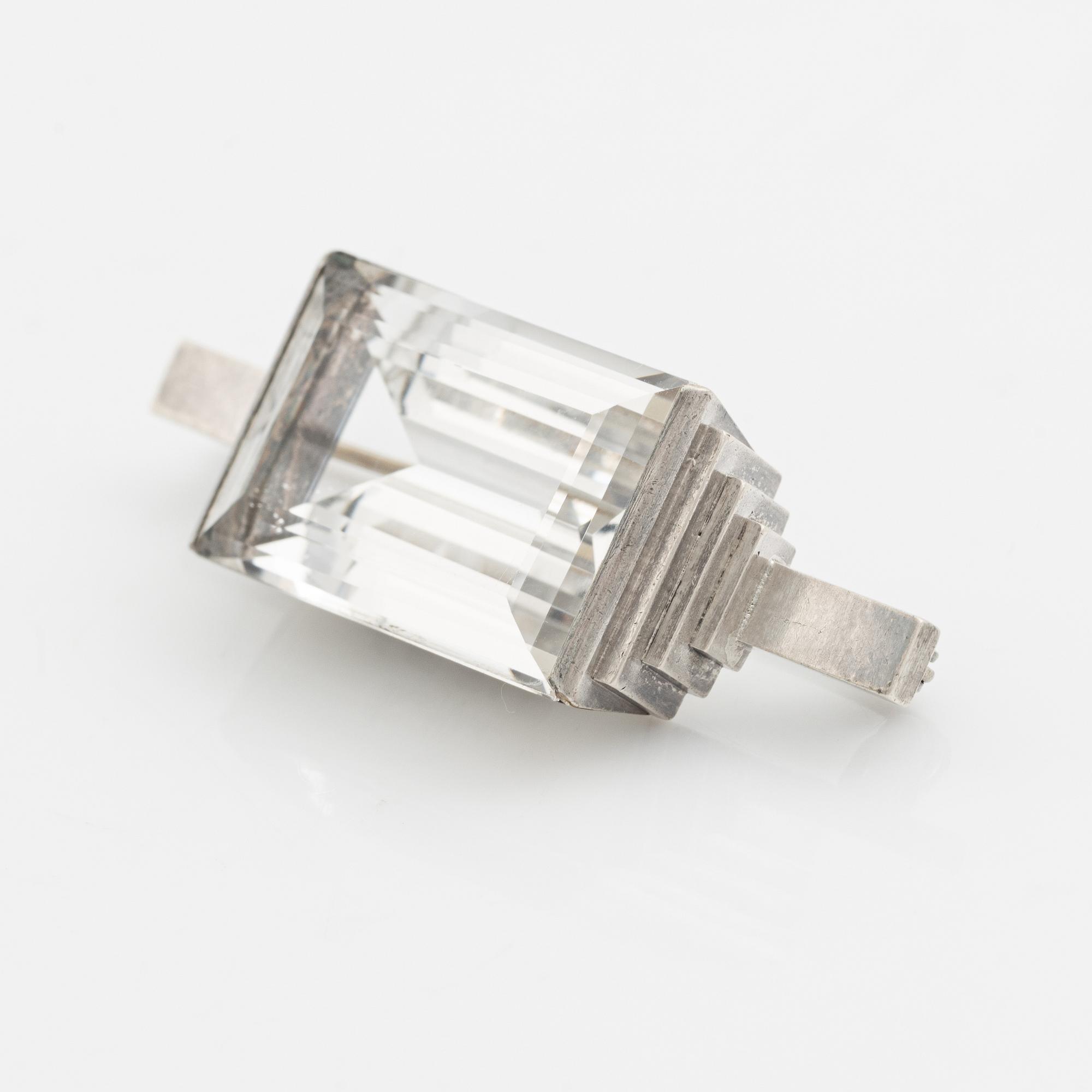 Wiwen Nilsson, brosch silver med fasettslipad bergkristall, Lund 1936.