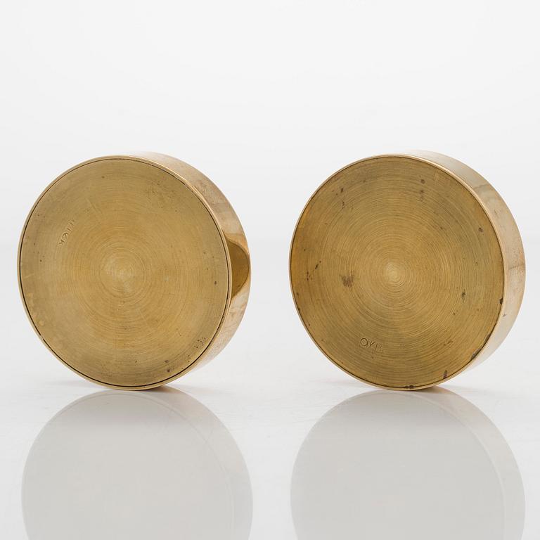 Maija Heikinheimo, A set of two brass jars manufacturer Valaistustyö for Artek, mid-20th century.