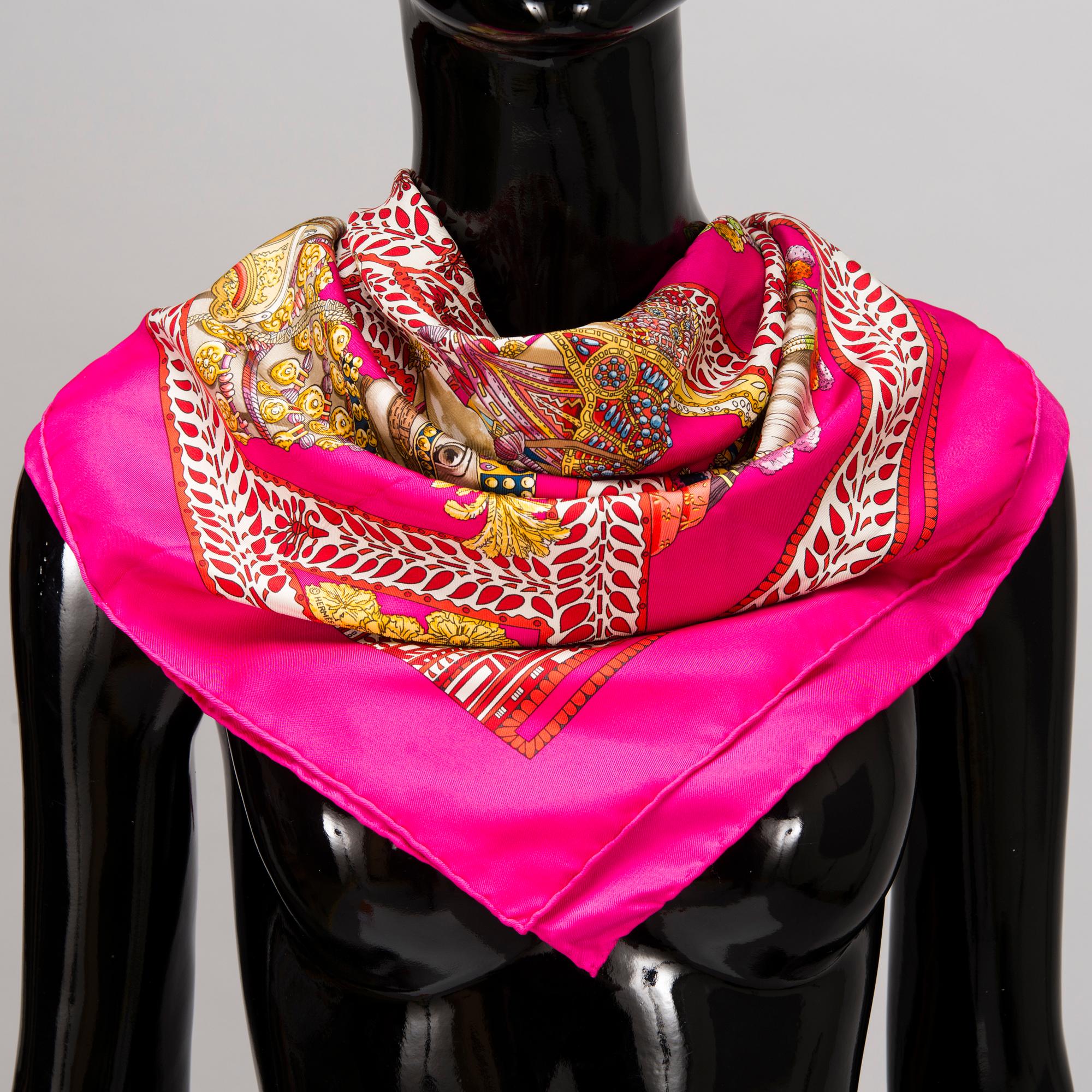 HERMÈS La danse du Cheval Marwari Silk Scarf with two Scarf Rings.