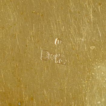 A Russian silver niello cigarette case Unidentified cyrillic maker’s mark. Assay master A. Romanov, Moscow 1890.