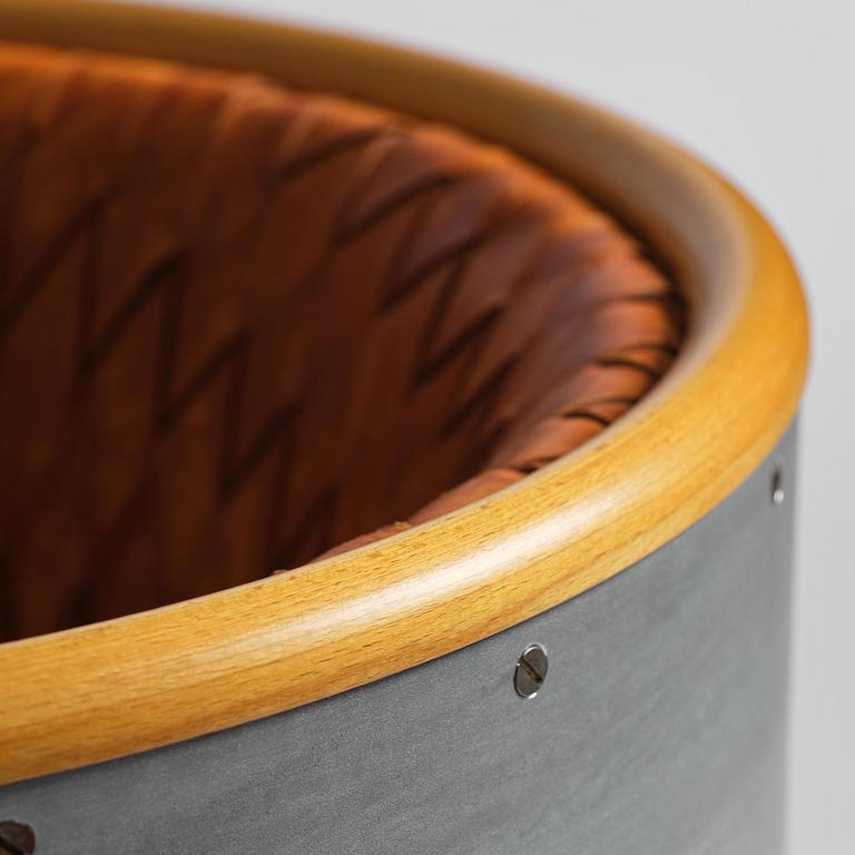 Mats Theselius, an "Aluminiumfåtölj" armchair, ed. 83/200, Källemo, Värnamo, post 1990.