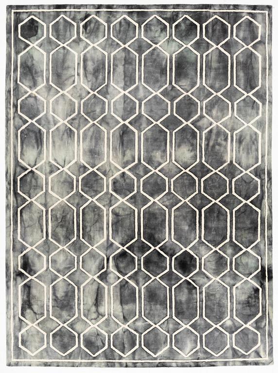 Matta, "Tie Dye Graphite Ink Rug", Dusty Deco, ca 395 x 290 cm.