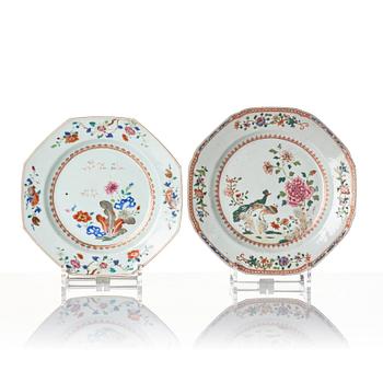 Two Chinese famille rose porcelain plates, Qing dynasty, Qianlong (1736-95).