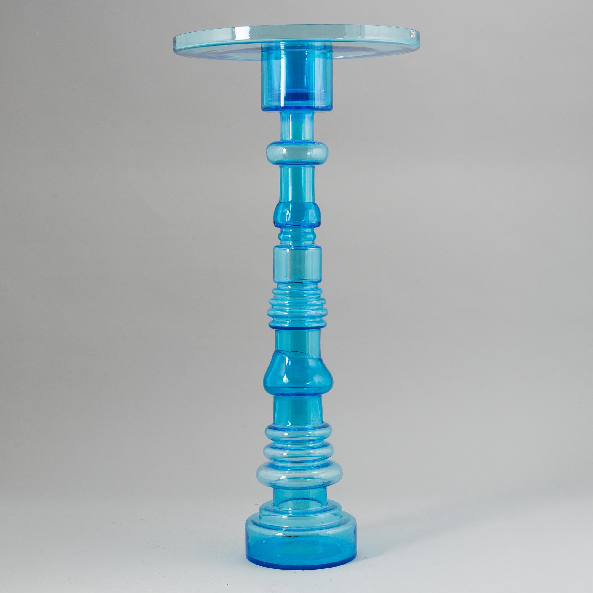 OIVA TOIKKA, a glass vase and dish, "Fyren", labeled Arabia and Nuutajärvi, Finland.