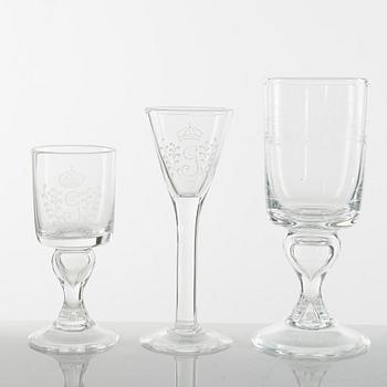 An 94-piece glass service, mostly model "Antik", Reijmyre, Sweden, 1900-talets andra hälft.