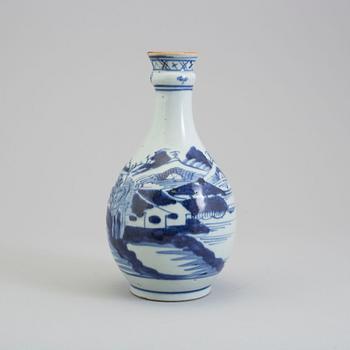 A blue and white vase, Qing dynasty, 18th Century.