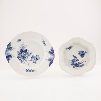 Servis "Blå blomst" 97 dlr Royal Copenhagen porslin.