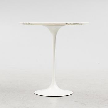 Eero Saarinen, sidobord, "Tulip", Knoll Studio.