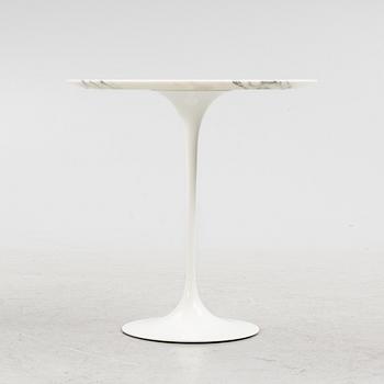 Eero Saarinen, sidobord, "Tulip", Knoll Studio.