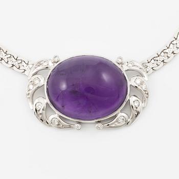 Necklace in 18K white gold with a cabochon-cut amethyst and round brilliant-cut diamonds.