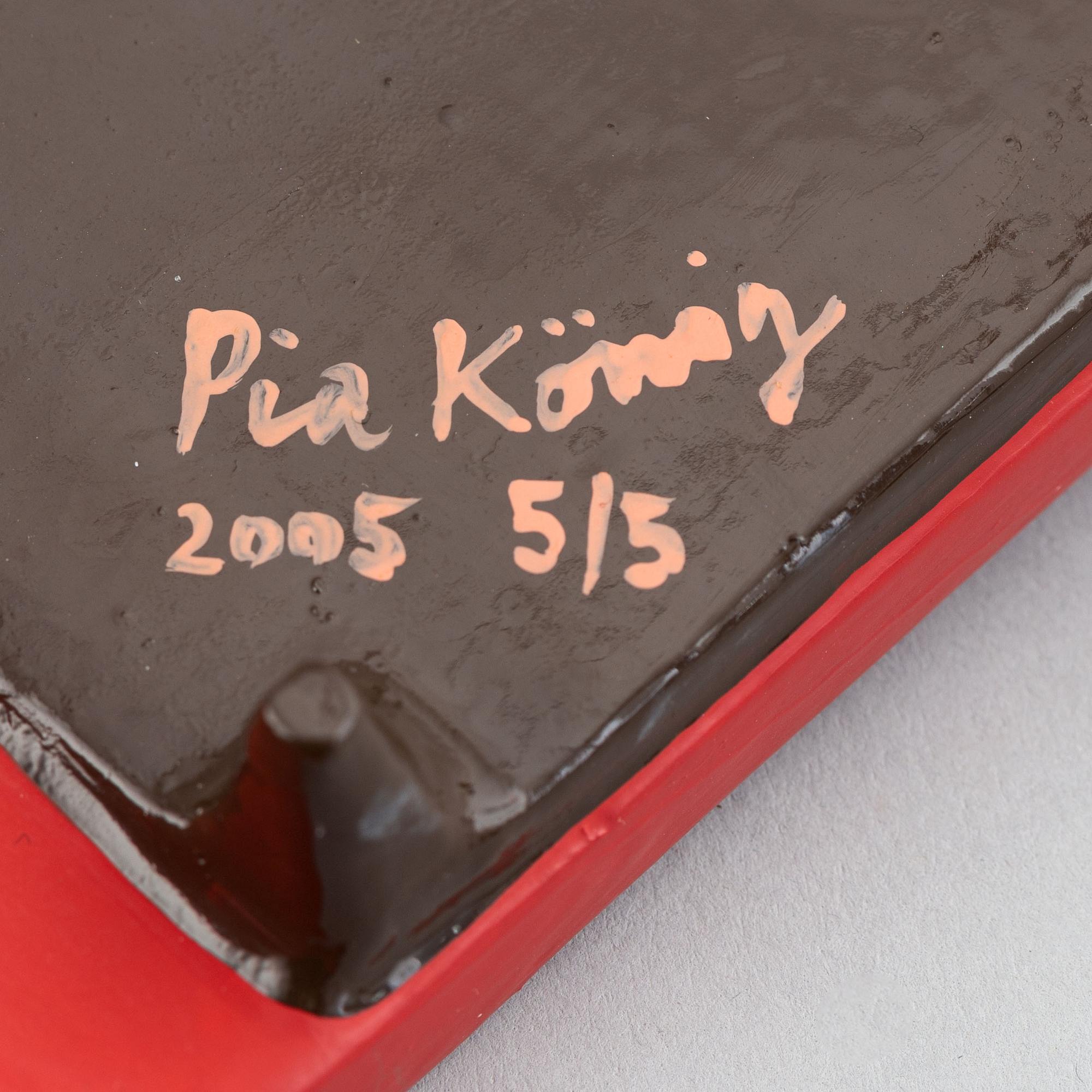 Pia König, a sculpture group with shelf, signed and numbered 5/5, 3/5, 2/5. and 1/5 and dated 2005.
