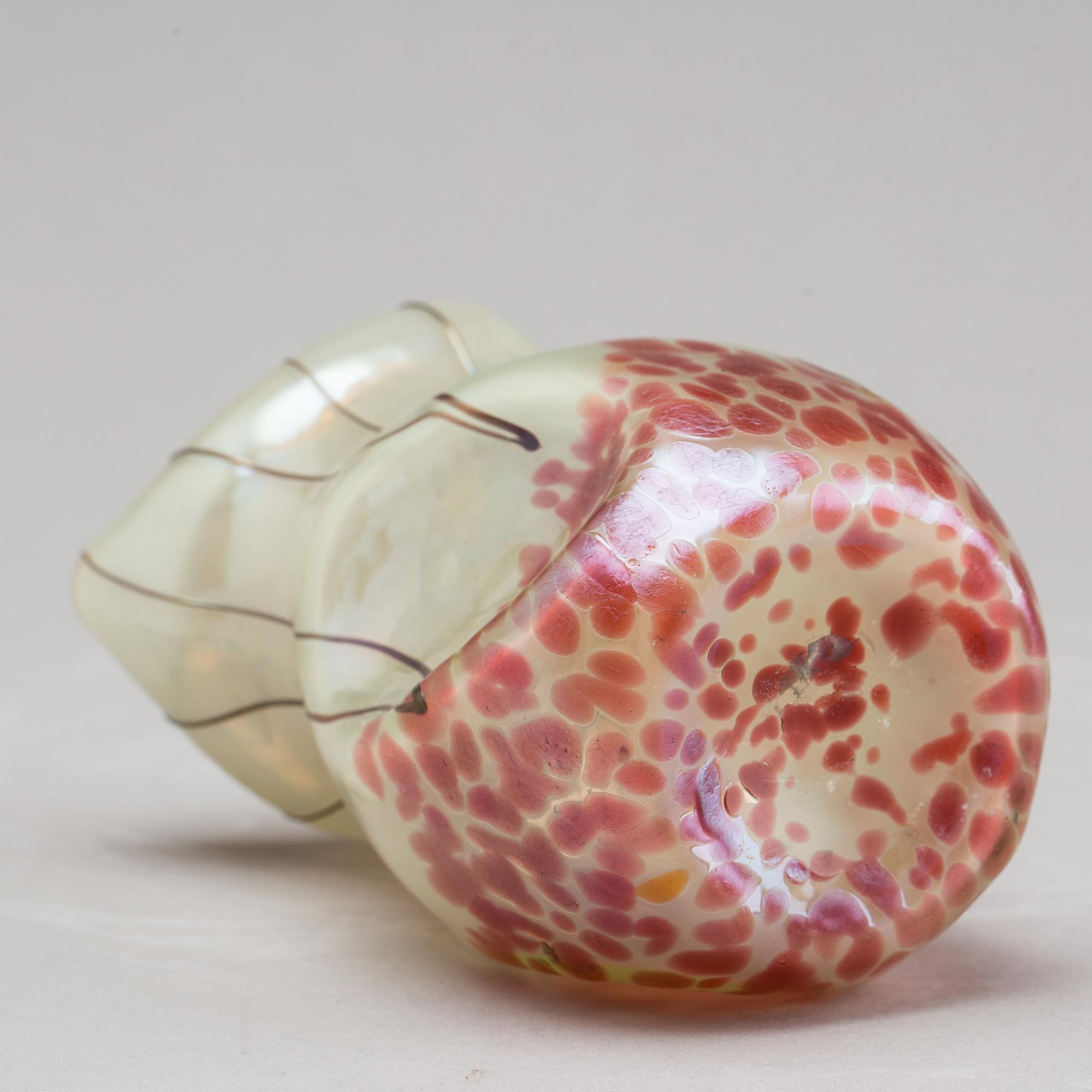 VAS, glas, art noveau.