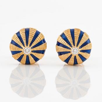 A pair of Tiffany & Co Schlumberger "Taj Mahal" cufflinks.