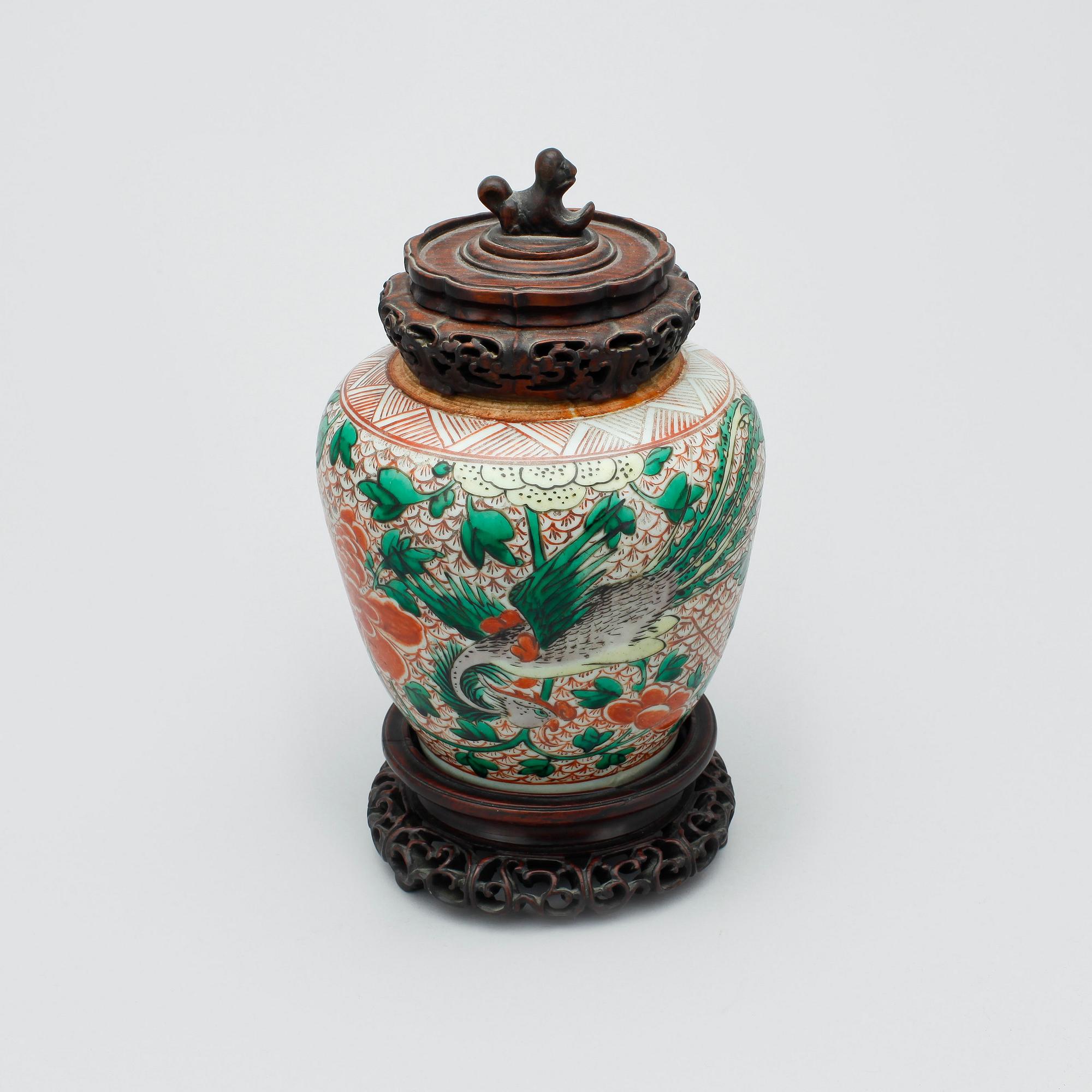 URNA, porslin, Ming, Kina transition 1600-tal.