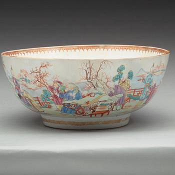 BÅLSKÅL, kompaniporslin. Qingdynastin, Qianlong (1736-95).