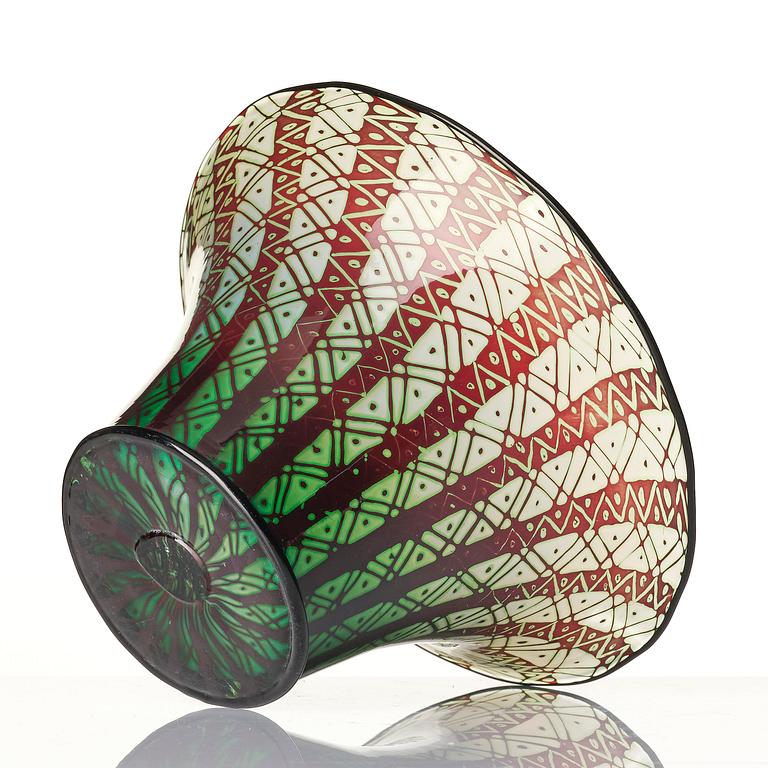 Orrefors, a graal glass bowl, dated 1923.
