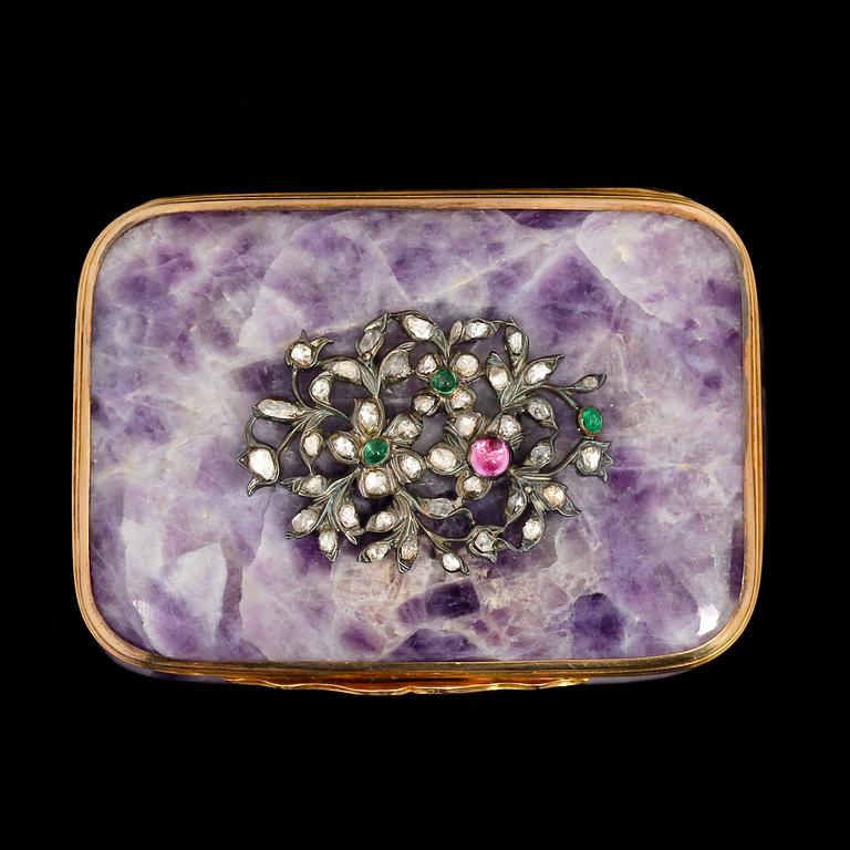 DOSA, 18k guld, ametist med rosenstenar, Frankrike, 1900-talets början.