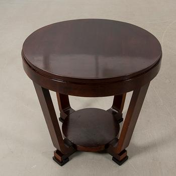 Coffee table/Side table Art Deco first half of the 20th century.