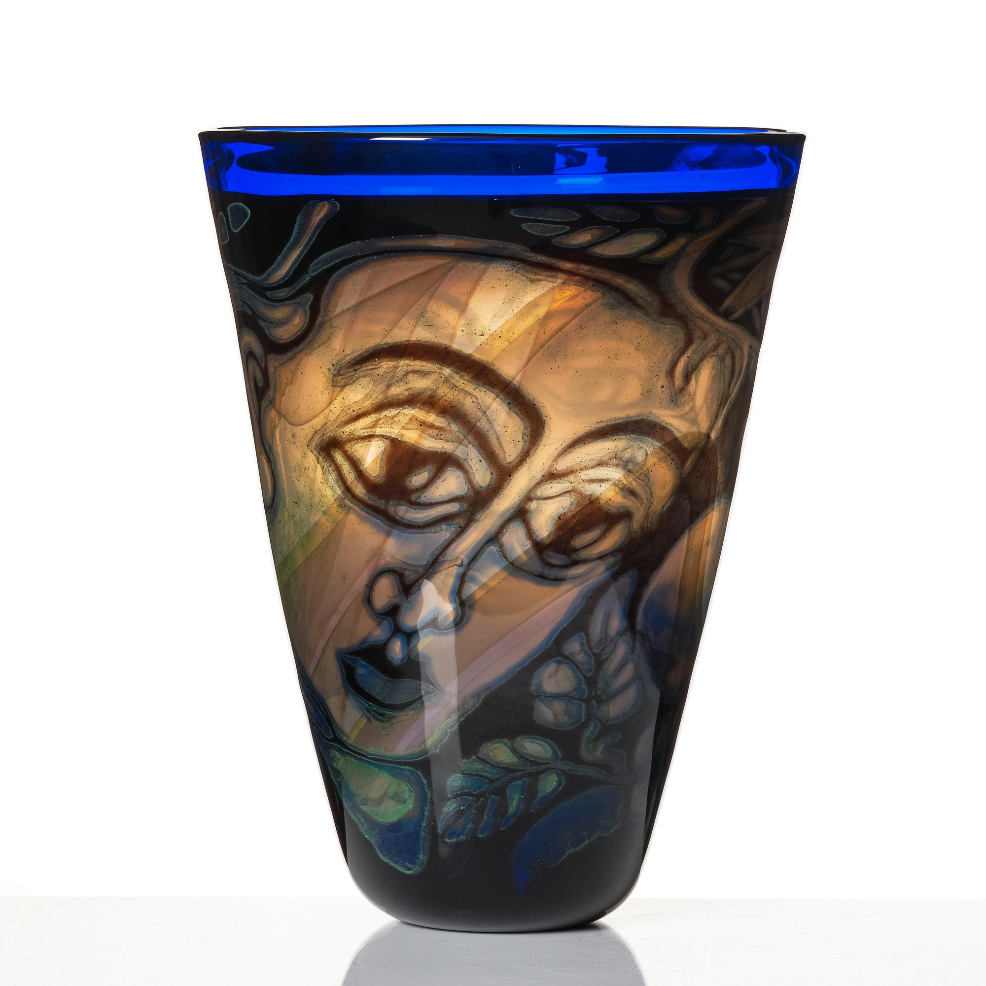 Eva Englund, a 'graal' glass vase, Orrefors, Sweden 1988.