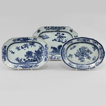 FAT, 3 st, porslin, Kina, 1700-tal.