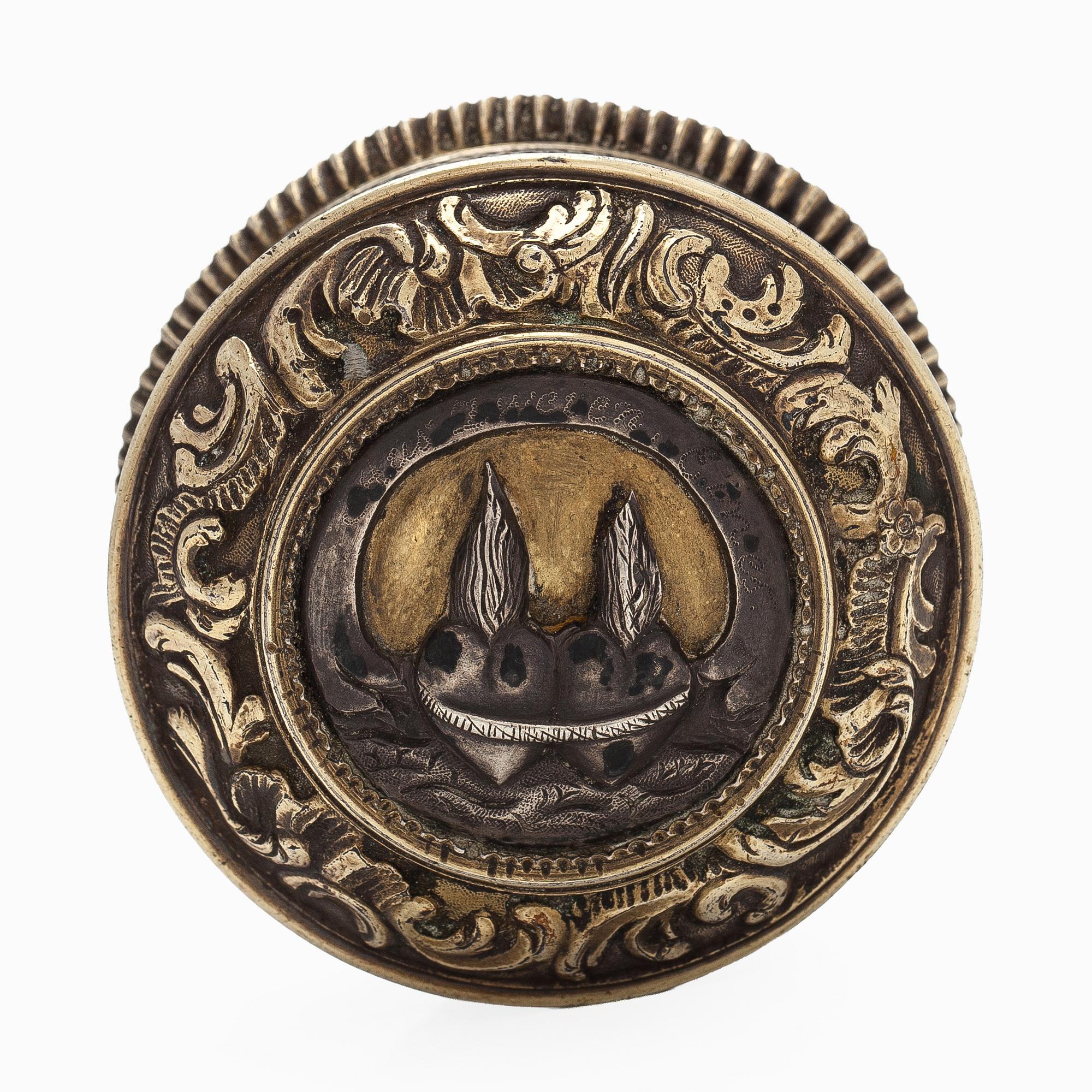 Silver case with concealed compartment, engraved 1776.