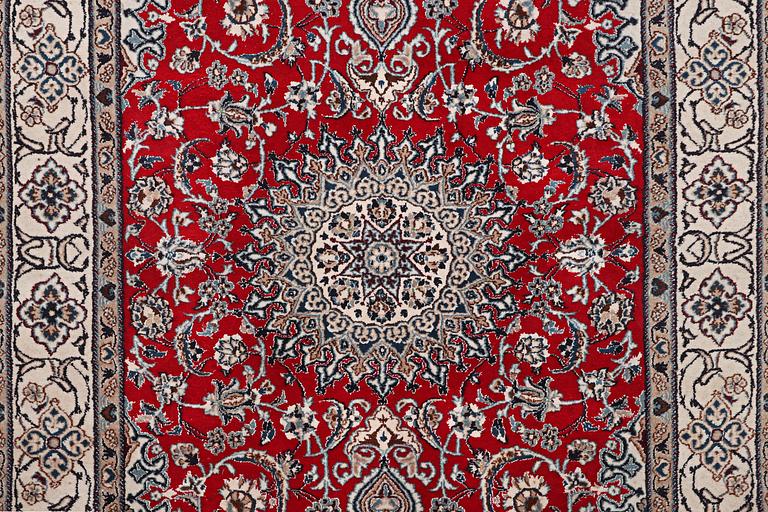 Matta, Nain, part silk, ca. 303 x 198 cm.