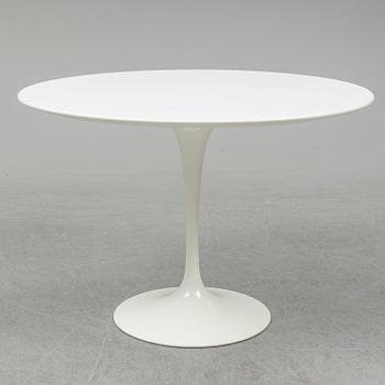 EERO SAARINEN,  Tulip table, Knoll.