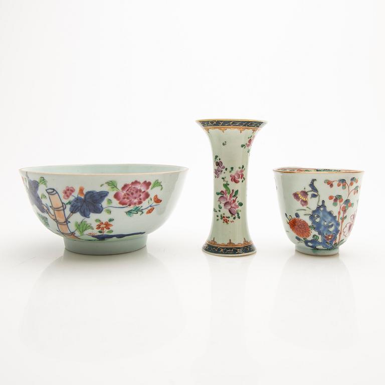 Ett parti, 11 delar, porslin, Kina, delvis 1700-tal.