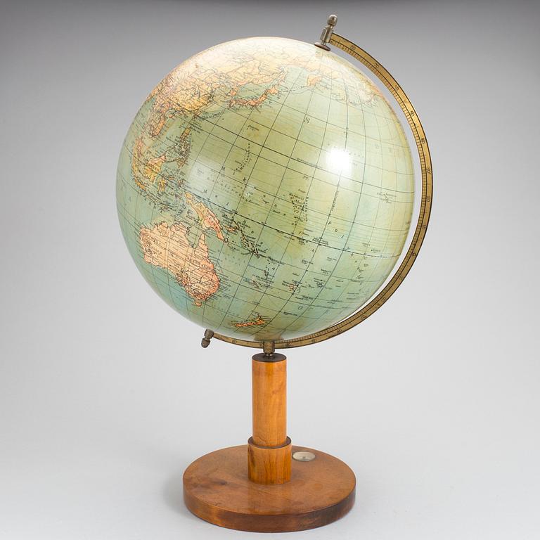 JORDGLOB, Prof. d:r Krauses Handels- och Samfärdsglob, 1900-talets första hälft.