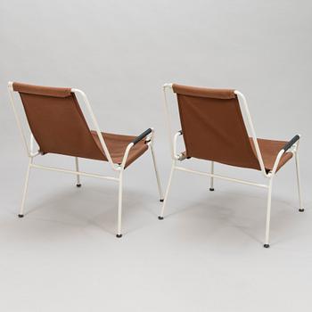 AARNE ERVI, A pair of mid-20th century armchairs for Merivaara Finland.