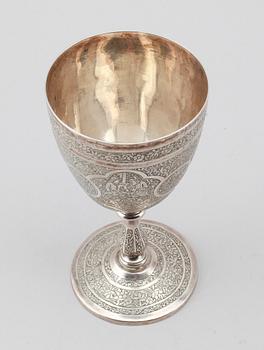 POKAL, silver, orientalisk, sannolikt 1900-tal. Vikt ca 259 gram.