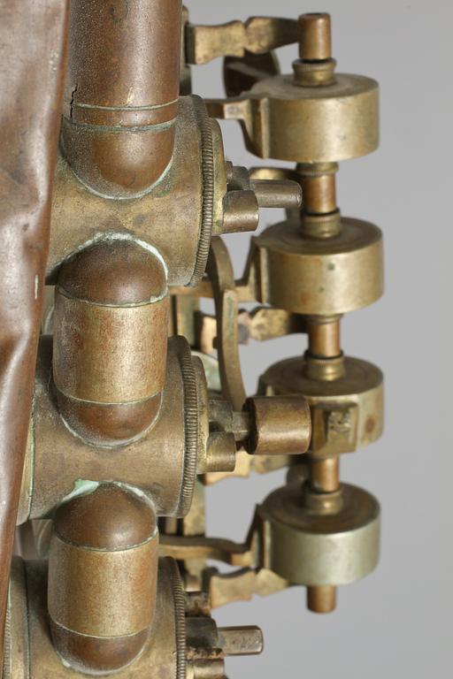 BLÅSINSTRUMENT, 1900-talets första hälft.
