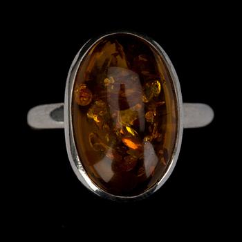 RINGAR, 3 st, HÄNGSMYCKE, silver, diverse stenar, 1900-talets senare hälft.