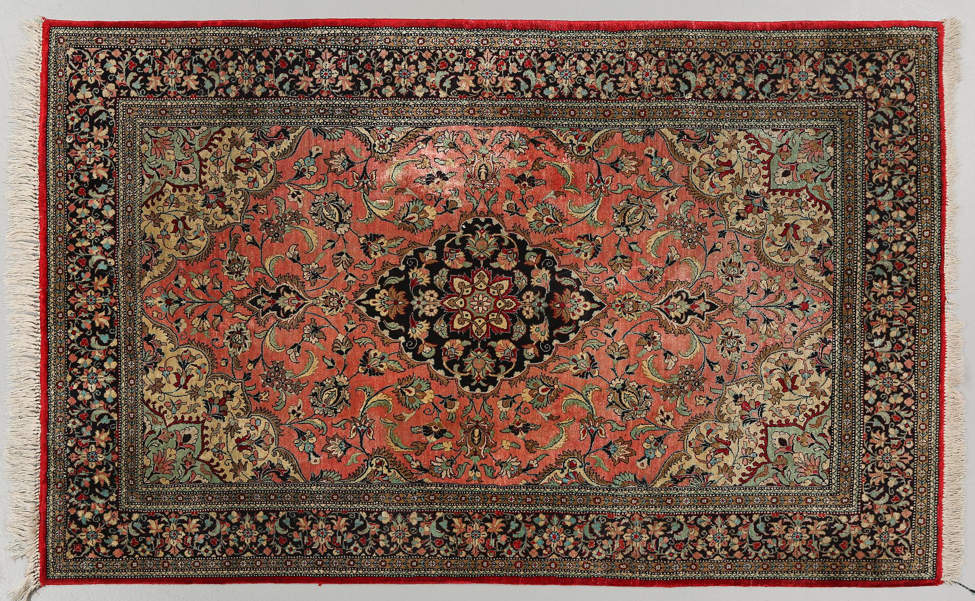 MATTA, Ghom, part silk, 157 x 104 cm, 1900-talets senare del.