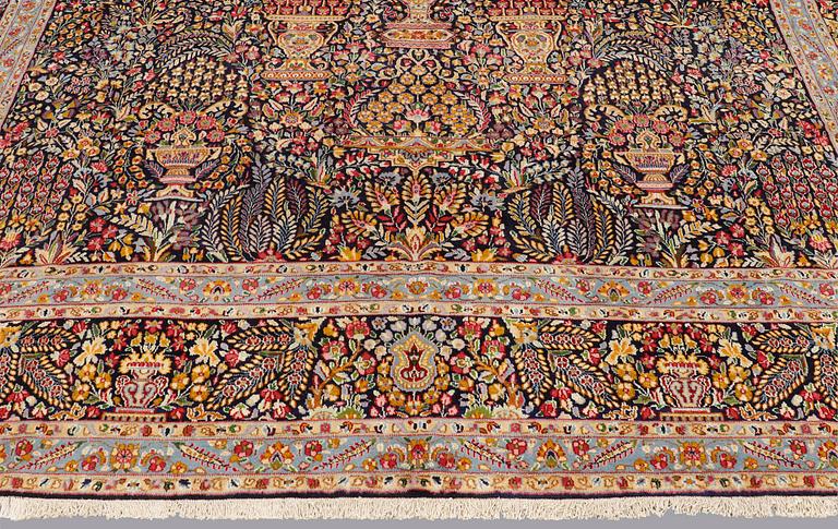 A carpet, Kerman, ca 420 x 298 cm.