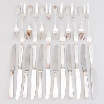 A 109 piece silver cutlery, 'Musslan' for Auran Kultasepät Turku 1960-1970s.