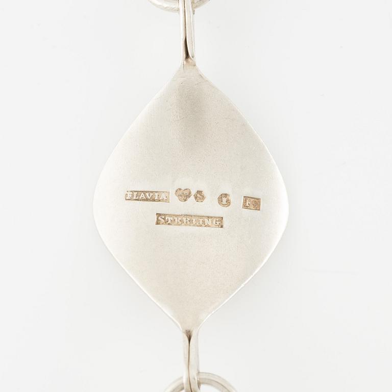 Flavia och Borgila, collier och örhängen, silver.