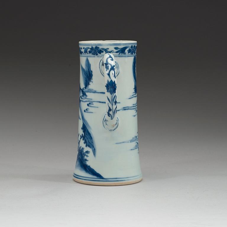 A blue and white tankard, Qing dynasty Kangxi (1662-1722).