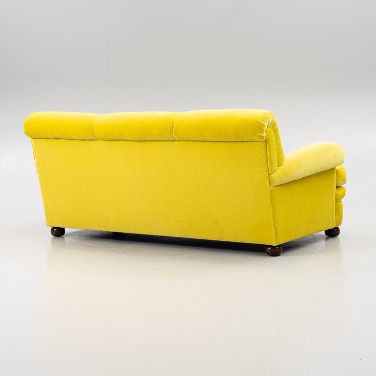 Josef Frank, a model 703 sofa, Svenskt Tenn, mid-20th Century.