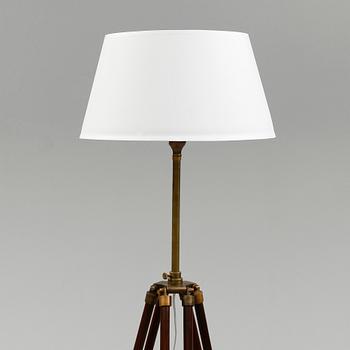 GOLVLAMPA, THG, sent 1900-/2000-tal.