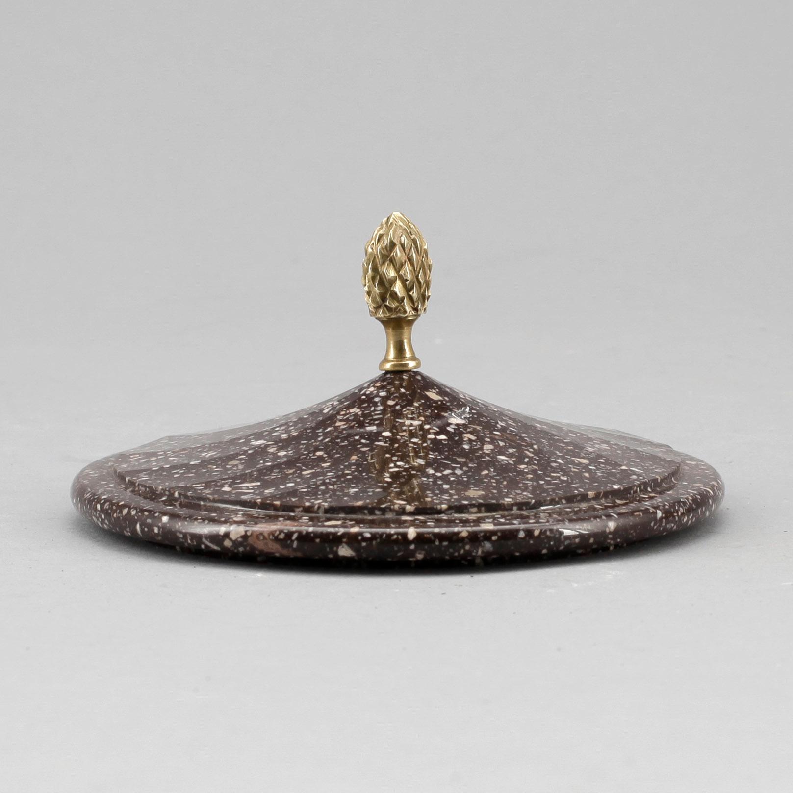 LOCK, porfyr, Älvdalen, 1800-talet, empire.